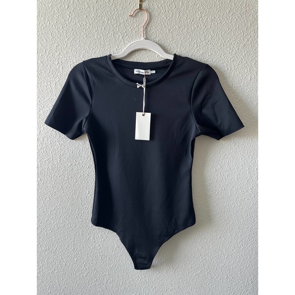 GOOD AMERICAN Scuba Short Sleeve Bodysuit - Picture 16 of 16